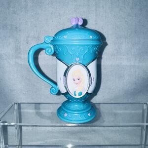Frozen Princess Elsa & Anna Stein Cup Mug w/ Lid 7” Disney On Ice Souvenir